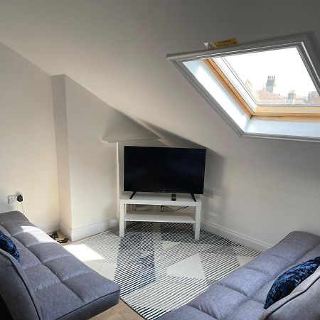 Brand New Montrouge Apartments - Perfect Location!! Portsmouth Exterior foto
