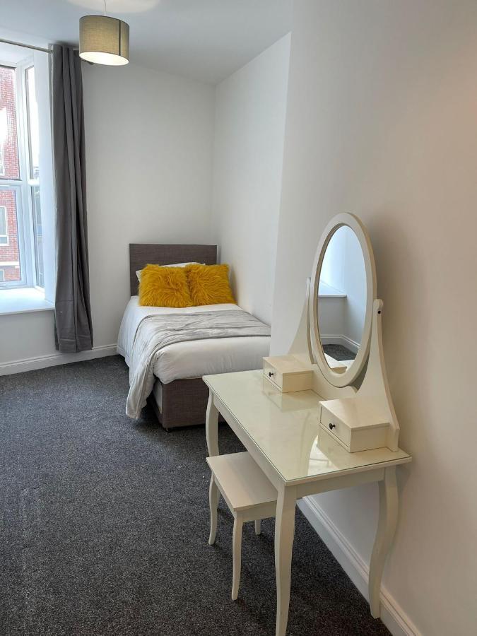 Brand New Montrouge Apartments - Perfect Location!! Portsmouth Exterior foto